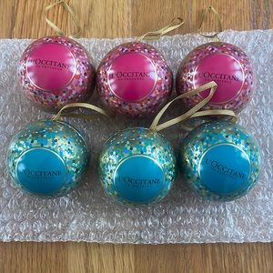 L’Occitane Round Metal Ornaments - Set of 6